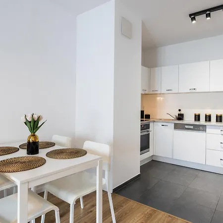 Urban Chic - Cozy And Stylish - Rondo Onz - Pereca