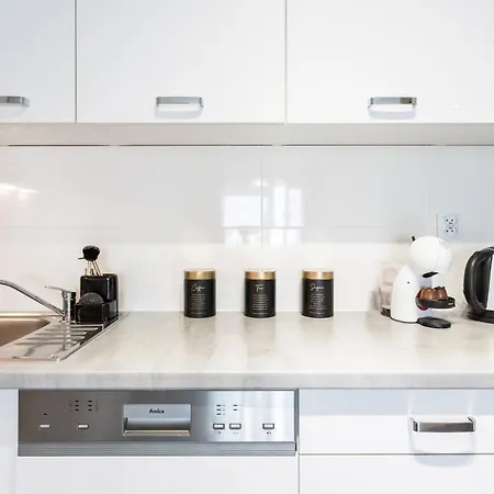 Apartment Urban Chic - Cozy And Stylish - Rondo Onz - Pereca