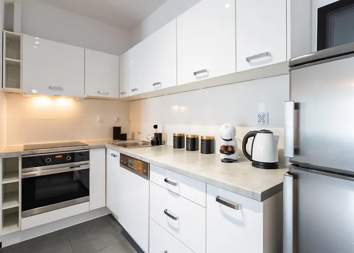 Urban Chic - Cozy And Stylish - Rondo Onz - Pereca * Warszawa