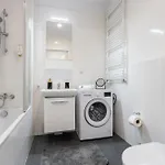 Διαμέρισμα Urban Chic - Cozy And Stylish - Rondo Onz - Pereca