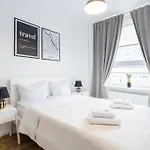 Urban Chic - Cozy And Stylish - Rondo Onz - Pereca Διαμέρισμα Βαρσοβία